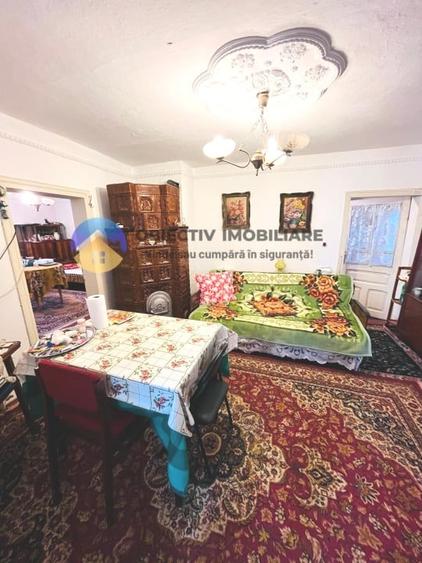 Casă cu 5 camere cu Teren 719 Mp în Vânători-Neamț