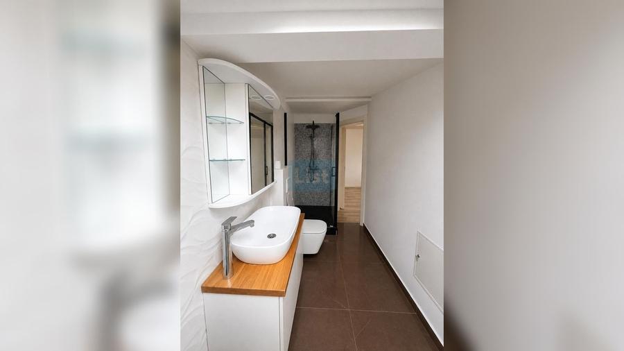 Apartament cu 2 camere semidecomandat în Valea Lupului