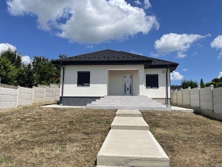 Casă cu 4 camere în Smârdan