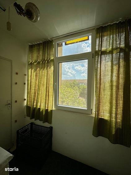 Comision 0 ! 3 camere 2 bai 3 balcoane zona Aradului 380 euro - 3