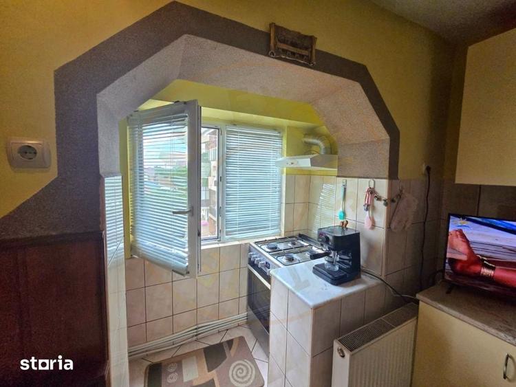 Apartament cu 2 camere decomandat în Micro 17