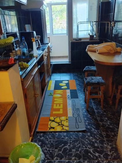Apartament cu 2 camere decomandat în Exterior Vest
