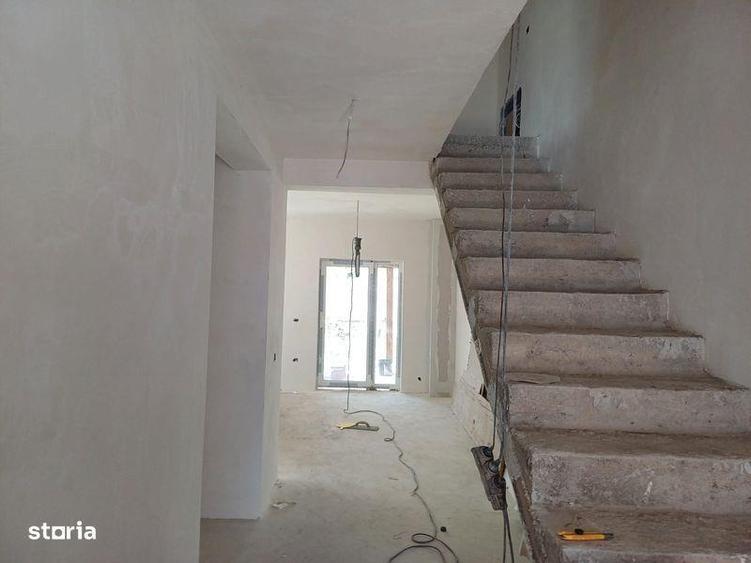 Casă cu 4 camere cu Teren 110 Mp în Central