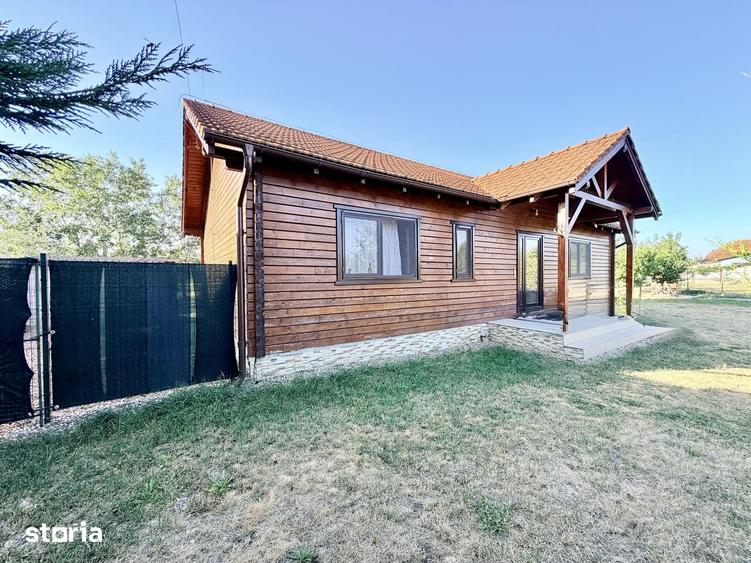 Casă cu 3 camere cu Teren 1080 Mp în Central