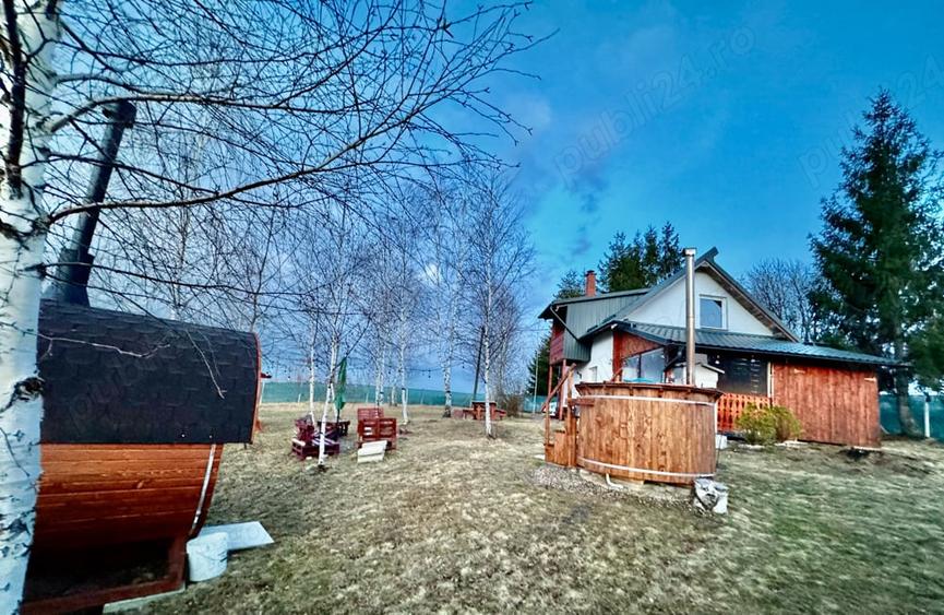 Casă cu 3 camere cu Teren 805 Mp în Râșca
