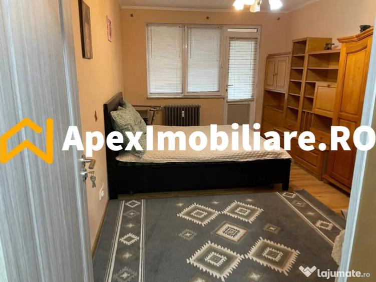 Apartament cu 3 camere decomandat în Vatra Luminoasă