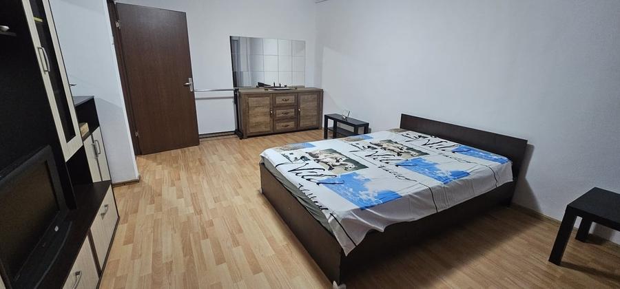 Garsonieră decomandată în Sebastian