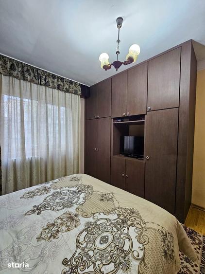 Apartament cu 3 camere decomandat în Mircea cel Bătrân