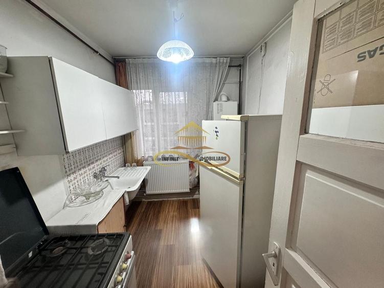 Apartament cu 2 camere nedecomandat, mobilat în Ultracentral