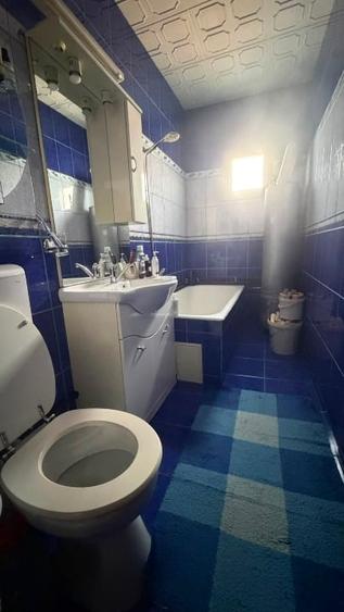 Apartament cu 3 camere decomandat, mobilat în Central