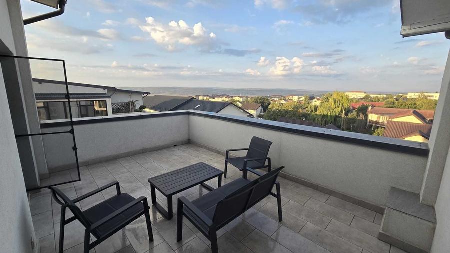 Apartament cu 2 camere decomandat în Valea Lupului