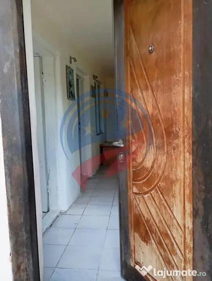 Casă cu 2 camere cu Teren 624 Mp în Bariera Vâlcii