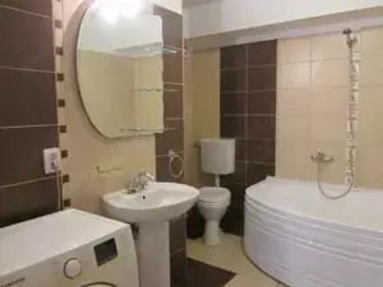 Apartament cu 2 camere decomandat în Între Lacuri