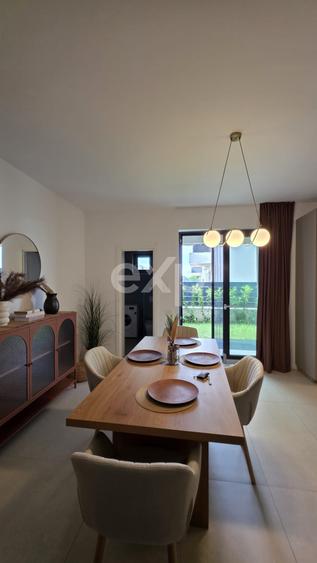 Apartament cu 3 camere decomandat în Tunari