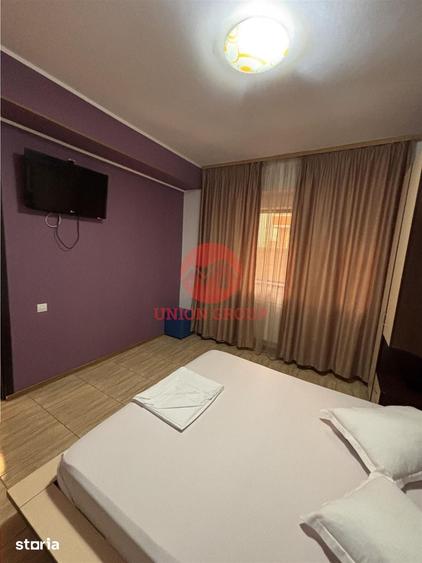 Casă cu 8 camere cu Teren 200 Mp în Central