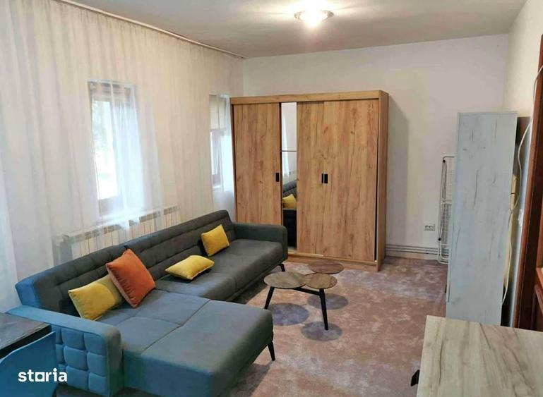 Apartament cu 2 camere decomandat în Albești
