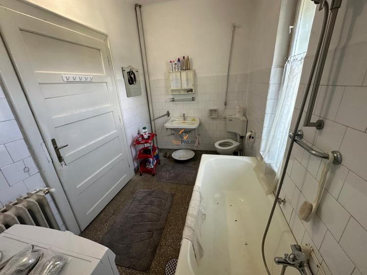 Casă cu 3 camere cu Teren 568 Mp în Complex Studențesc