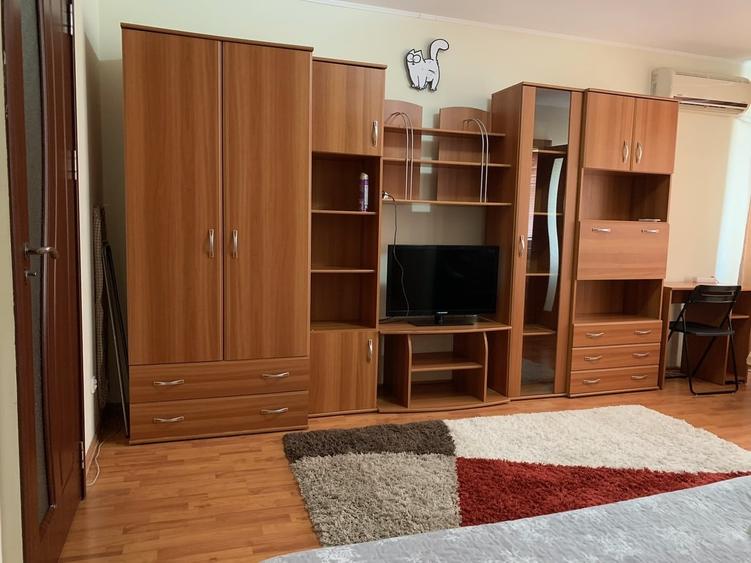 Garsonieră decomandată în Theodor Pallady