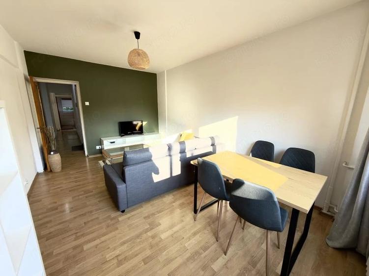 Apartament cu 3 camere decomandat în Grădina Icoanei