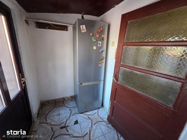 Casa in Roman, 3 camere, caramida, 480 mp teren, 75000 euro - 8
