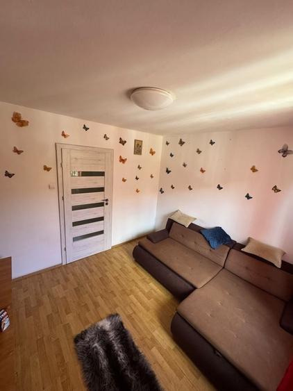 Apartament cu 2 camere decomandat în Cedonia