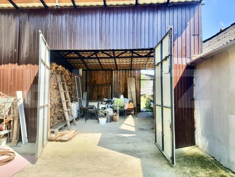 Casă individuală cu 4 camere cu Teren 1253 Mp în Berghin