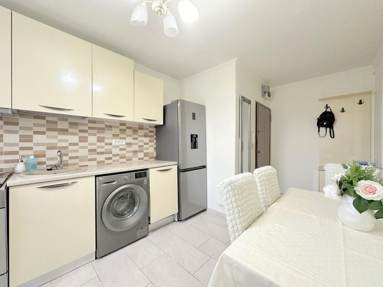 Apartament cu 2 camere semidecomandat, mobilat în Tipografilor