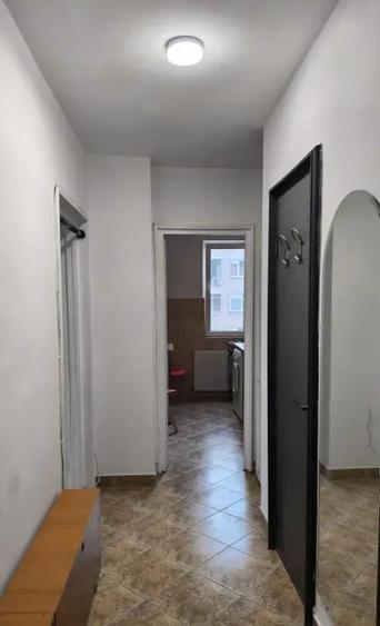 Apartament cu 2 camere circular în Drumul Taberei