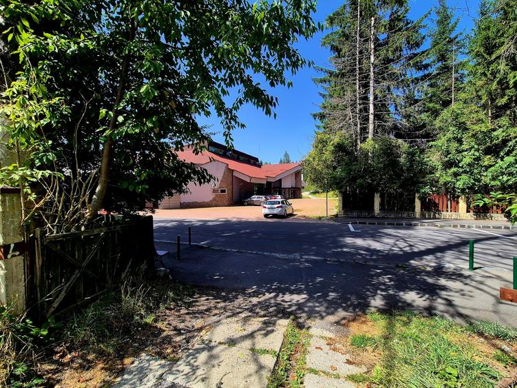 Teren Construcții intravilan de 2706 mp, în Poiana Brașov