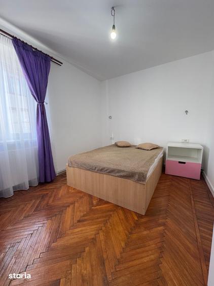 Apartament cu 2 camere semidecomandat în Onești