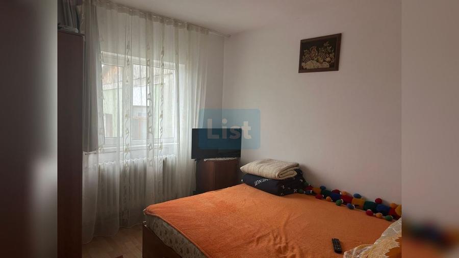 Apartament cu 3 camere decomandat, mobilat în 9 Mai