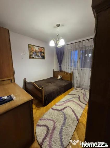Apartament cu 3 camere decomandat în Lăpuș
