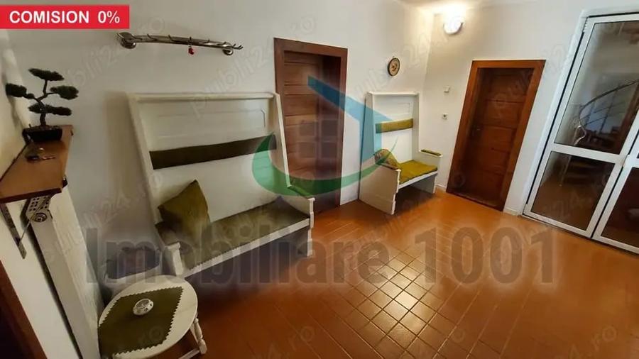 Casă cu 6 camere cu Teren 1658 Mp în Colțirea