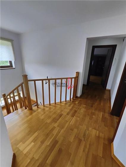 Casă individuală cu 5 camere cu Canalizare în Cernica