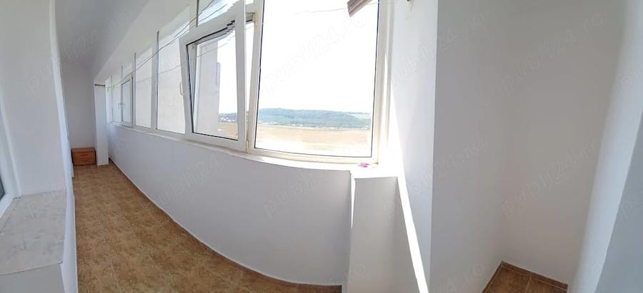 Apartament cu 3 camere decomandat în Dacia