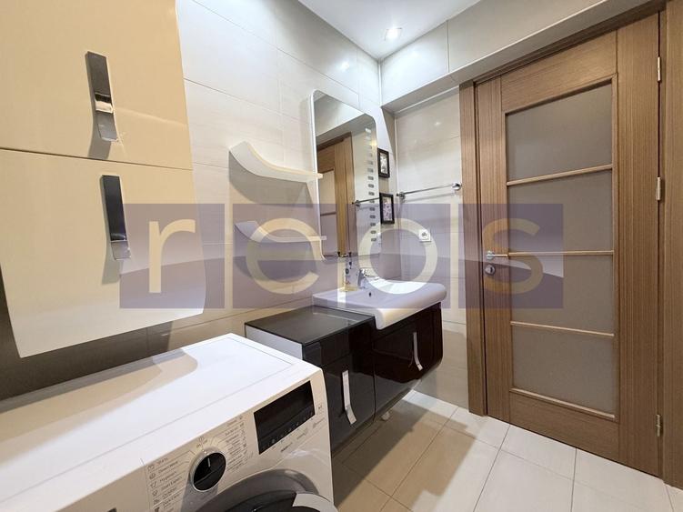 Apartament cu 3 camere decomandat, mobilat în Ștefăneștii de Jos