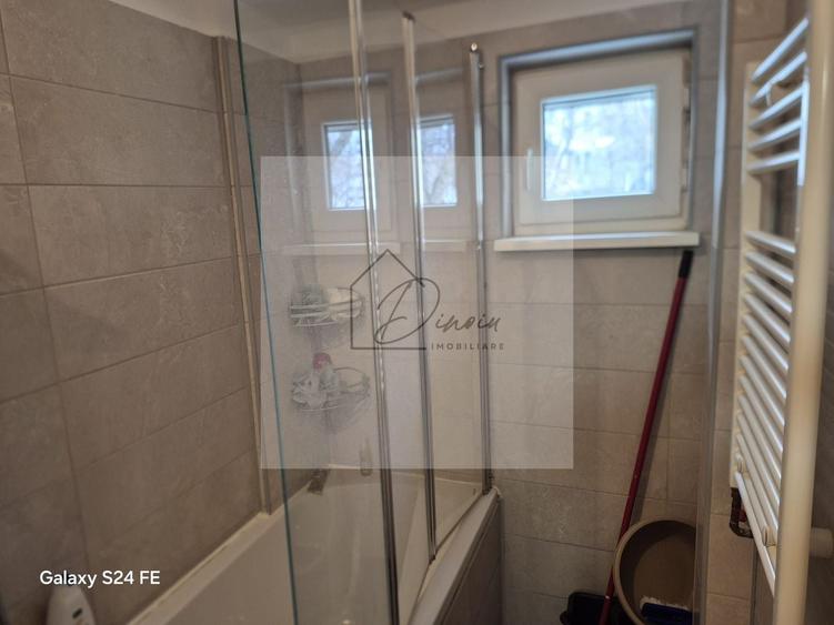 Apartament cu 3 camere decomandat, mobilat în Tei