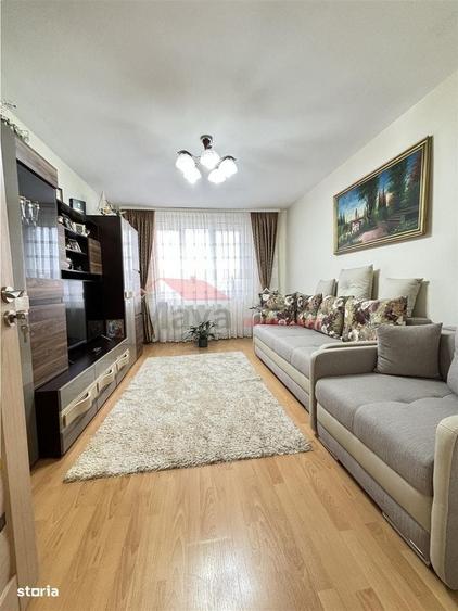 Apartament 3 camere, Bld. Decebal - 12