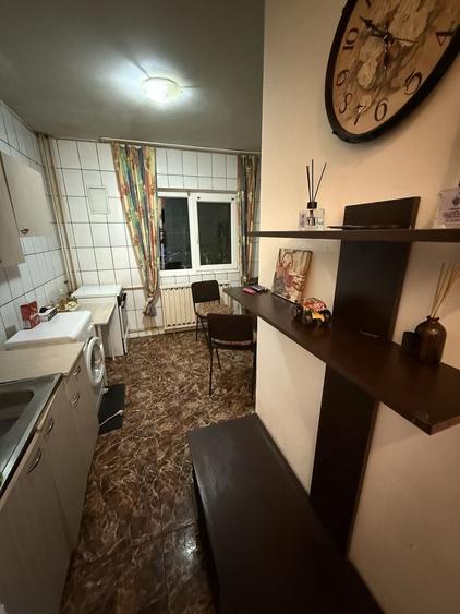 Garsonieră decomandată în Brâncoveanu