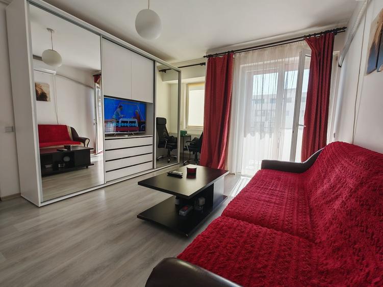 Apartament cu 2 camere semidecomandat în Exterior Vest