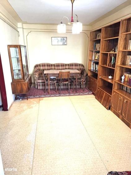 Apartament cu 4 camere decomandat în Unirii Sud