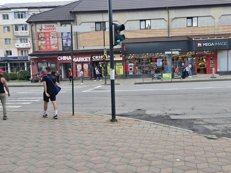 Spațiu comercial, de 350 mp, în Central