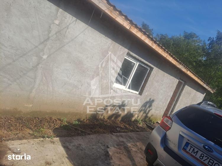 Casă cu 2 camere cu Teren 5075 Mp în Foeni