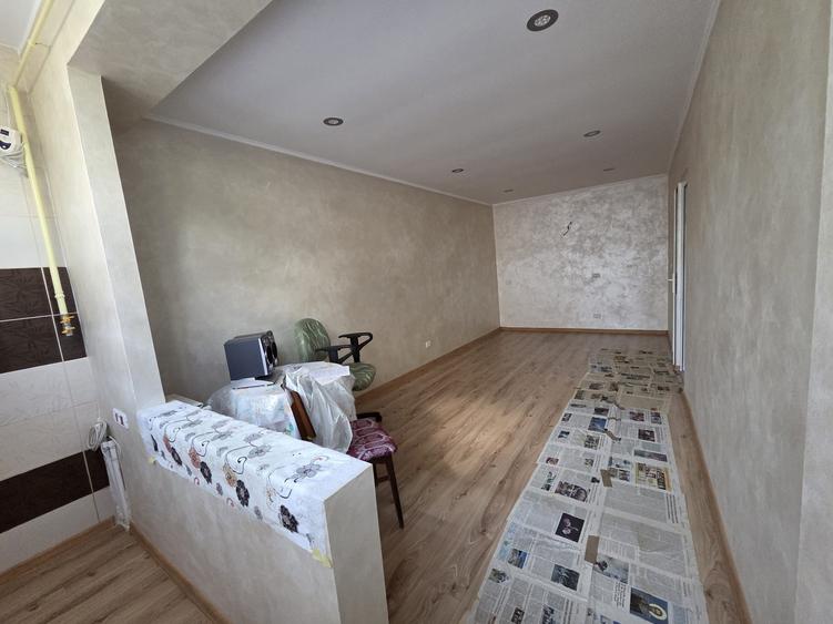 Spațiu comercial, de 62 mp, în Micro 17