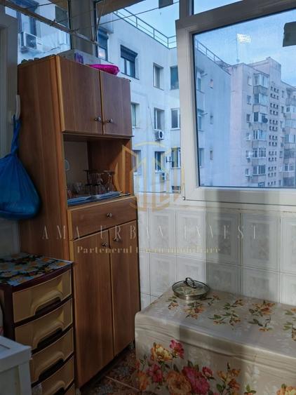 Apartament cu 3 camere decomandat, mobilat în Teiul Doamnei