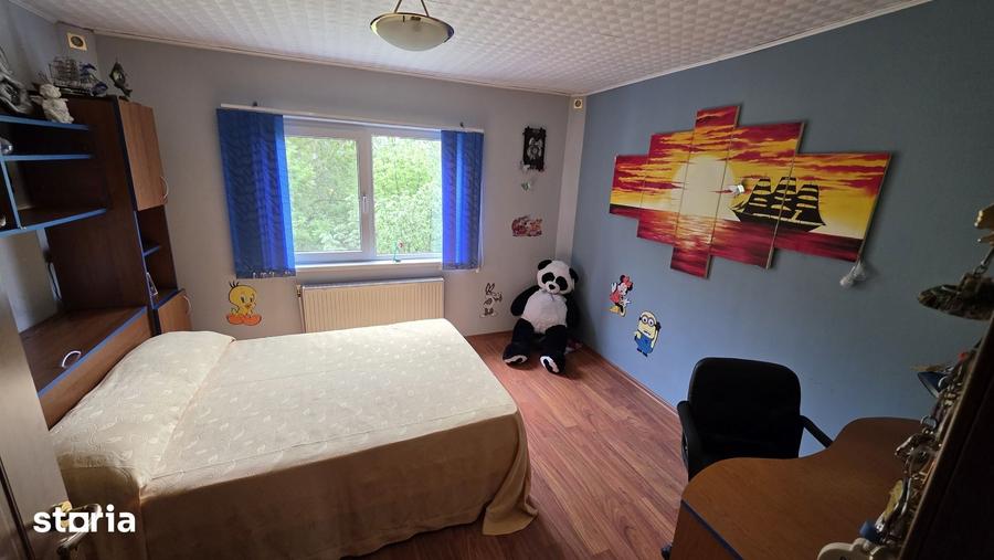 Apartament cu 3 camere în Mircea-Vodă