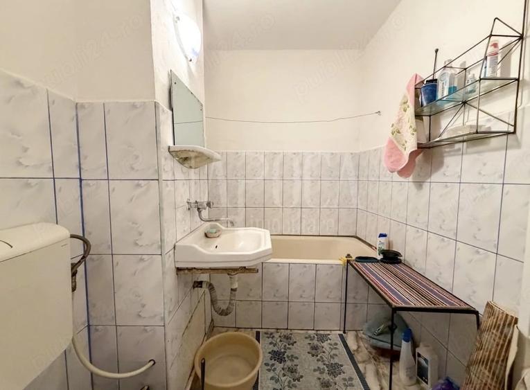 Apartament cu 3 camere decomandat în Mărăști