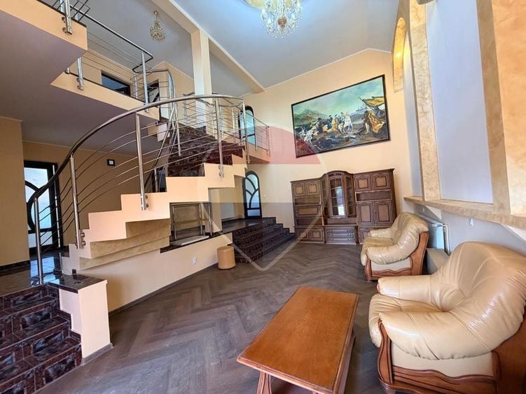 Casă individuală cu 4 camere cu Teren 460 Mp în Brestei