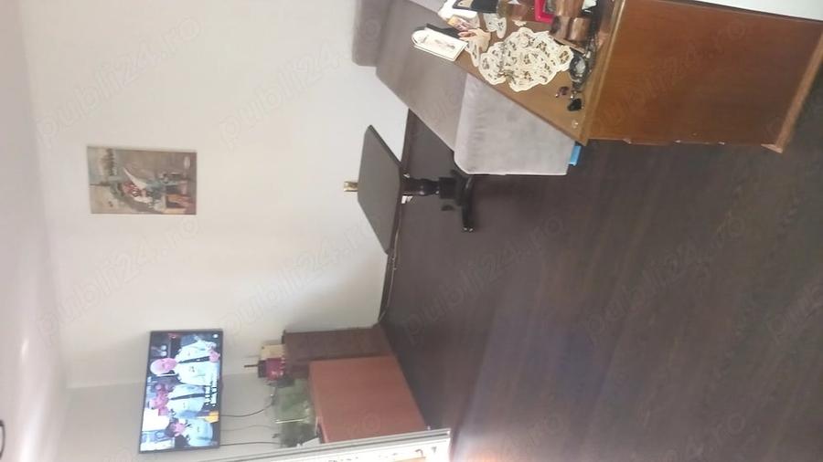 Unic proprietar,vand apartament pe Stejarului (Flore?ti jud cluj - 2