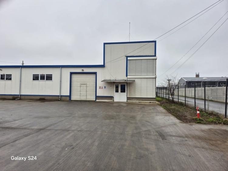 Spațiu industrial, de 700 mp, în Cernica